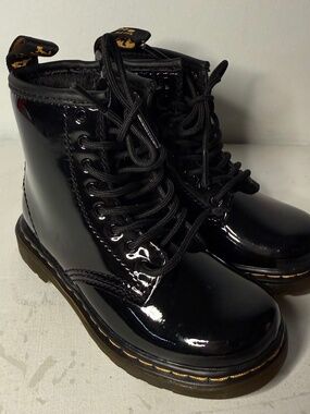 Dr Martens Black Patent Leather Combat Boots Doc Martens Air Walk Kids Toddler 8